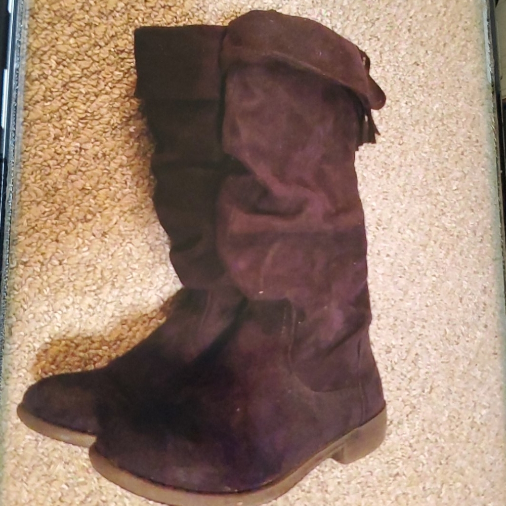 Gently used Girls Boots size 1